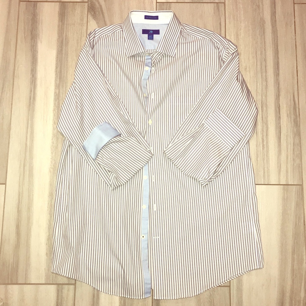 NWOT men’s dress non iron fitted dress shirt